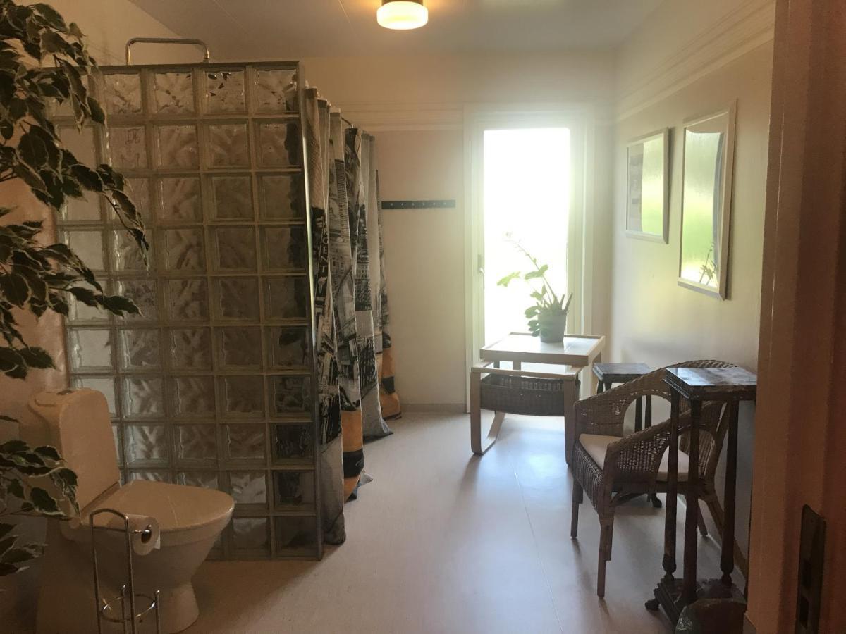 Vejbystrands Vandrarhem Bagian luar foto